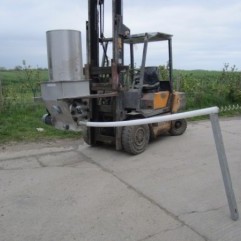 Spiroflo-stainless-steel-conveyors-with-lump-breakers.