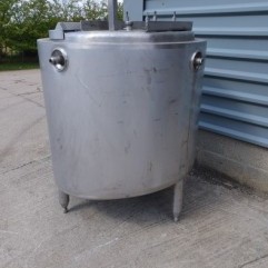 APV-Baker-stainless-steel-jacketed-tank.