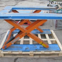 Translyft 1000kg Horseshoe Pallet Lifter